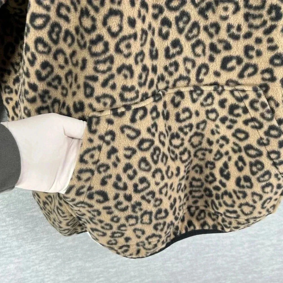 Susan Graver Weekend Womens XL Leopard Print Pullover Shacket Kangaroo Pocket - Picture 9 of 16